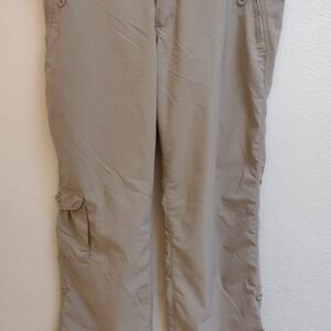 Patagonia roll-up leg hiking pants size 10